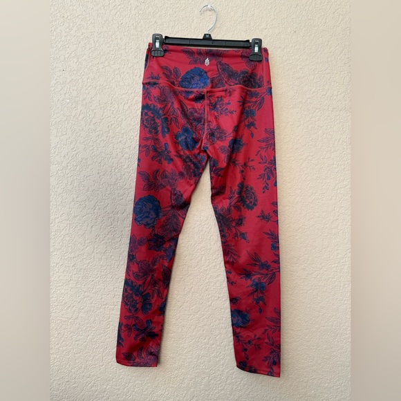 Free People Movement Leggings Women Ringside Red Cutout Athleisure Size S - Picture 3 of 10